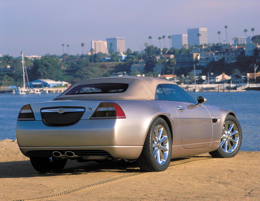  Chrysler 300C Hemi Convertible Concept 2000 года  (фото 8 из 20)